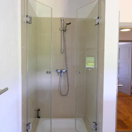 Kutscherhaus Thorstorf 아파트 *